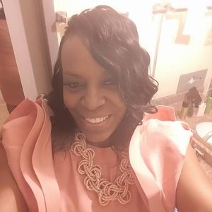 Meet your Posher, Karonda